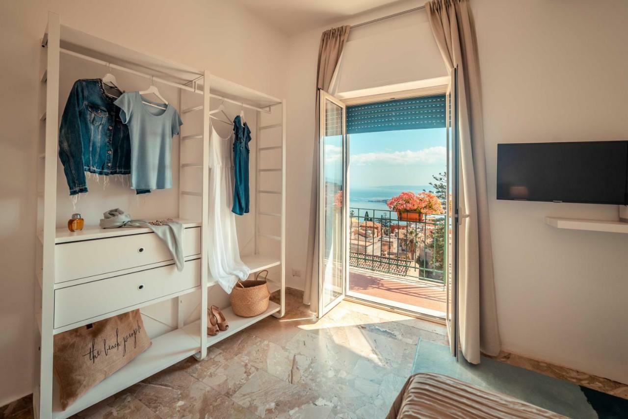 Bed & Breakfast Teatro Greco 39 3*